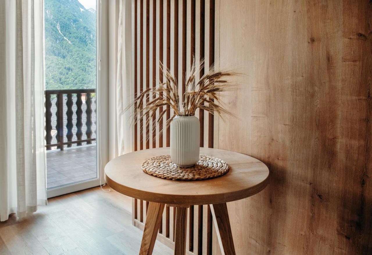 Apartments Triglav موجسترانا المظهر الخارجي الصورة