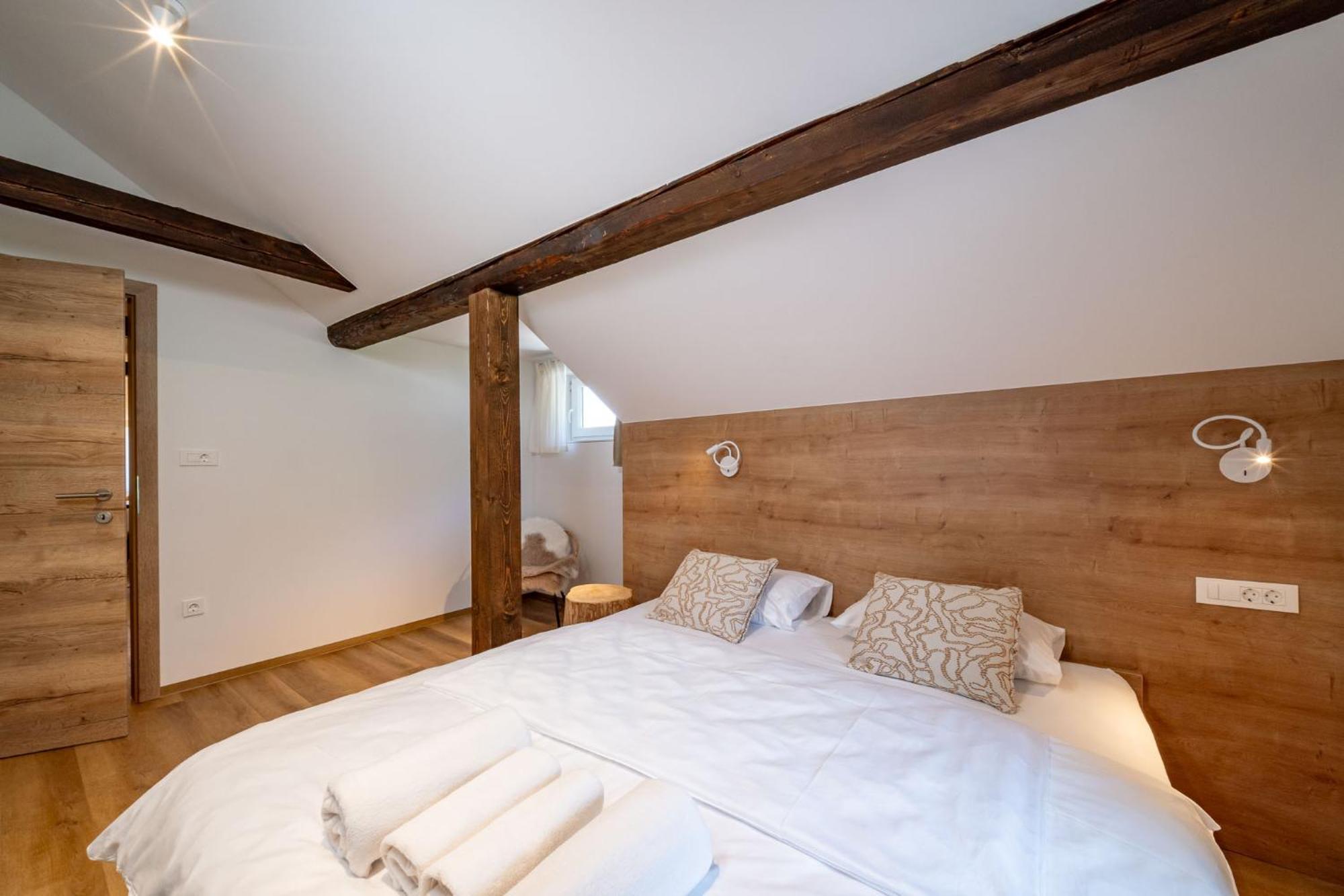 Apartments Triglav موجسترانا المظهر الخارجي الصورة